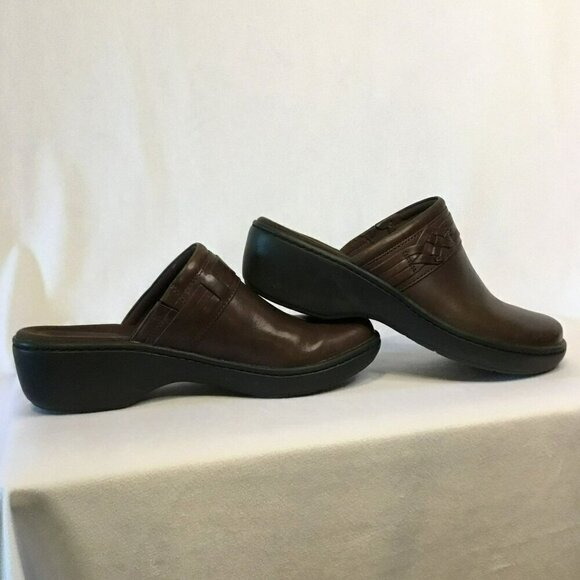Collection by Clarks Mules Women's Size 8 Brown Leather Worn Once All Seasons - Picture 3 of 12